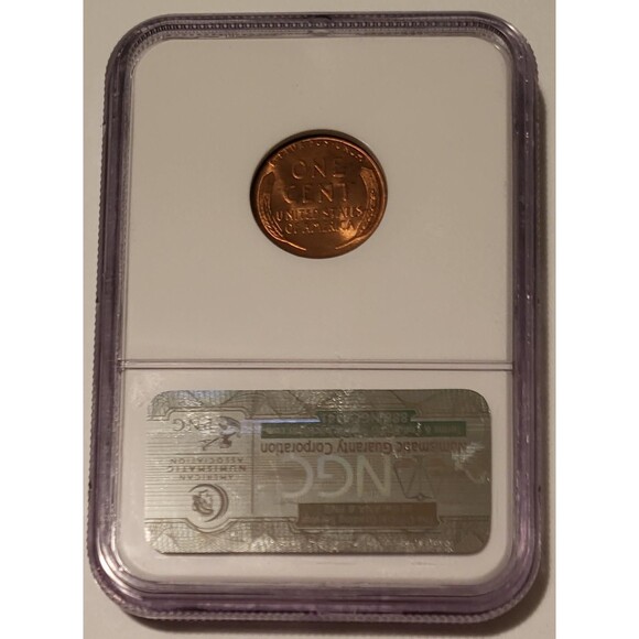 1935 D Lincoln Wheat Cent MS65 RED NGC - Picture 2 of 4